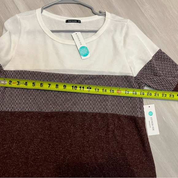 Pink Clover‎ White Knit Top - Picture 7 of 7